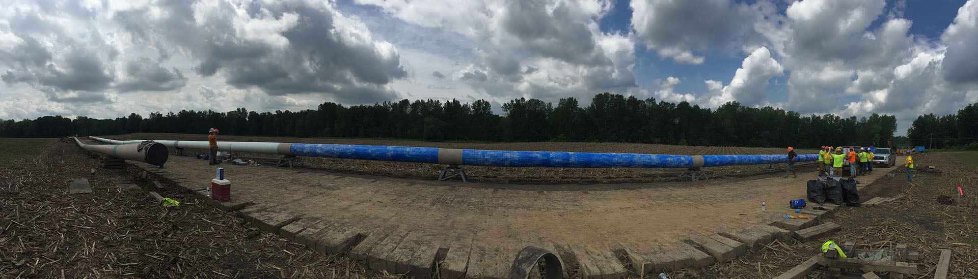 500-m (1,641-foot) section of gas pipeline prepared for installation.