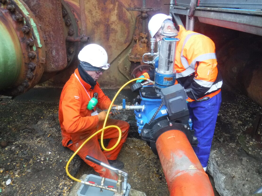 EZ Valve being fitted to a pipe